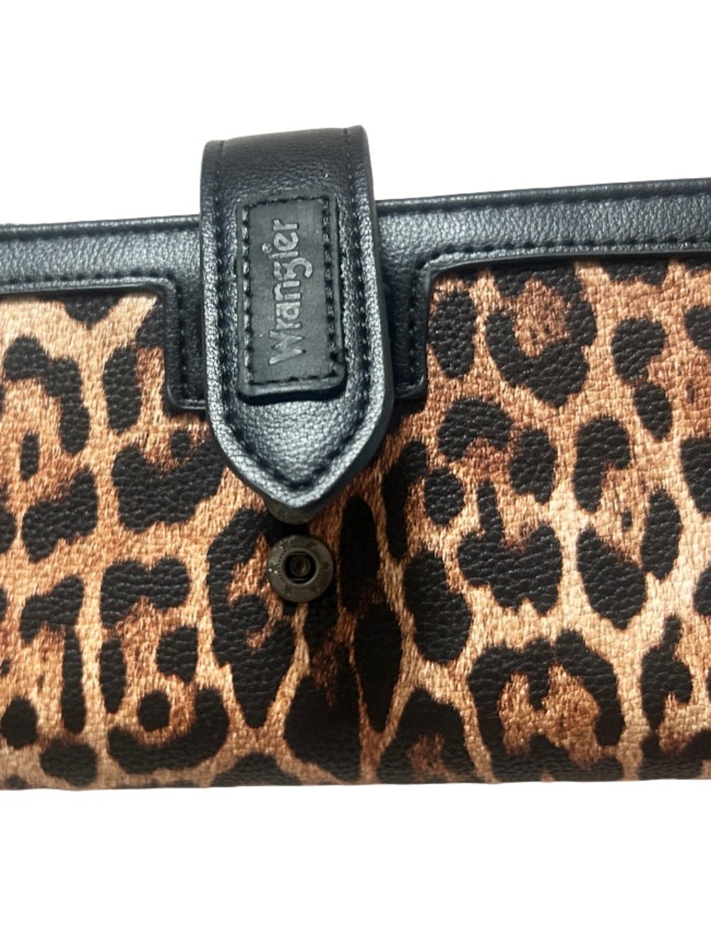 Wrangler Leopard Print Wristlet EUC - Picture 2 of 4
